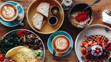 5 Easy Ways to Glam Up an At-Home Brunch for Less