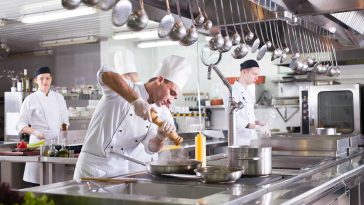 Chefs from Top Restaurants Share Excellent Instant Noodles Dinner Hacks